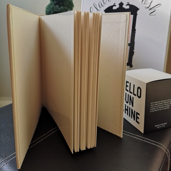 Vintage Beatrix Potter Baby Photograph Album - Picture 2 of 4